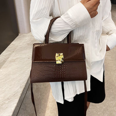 2023 Direct Casual Tote for Women 큰 가죽 핸드백과 디자이너 어깨 가방