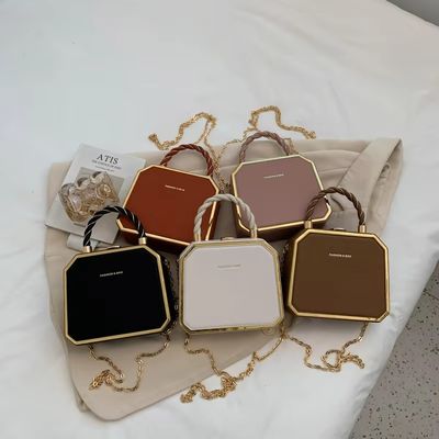 운동 감지 크로스 체인 어깨 여자 가방 작은 젤리 라이트와 PU